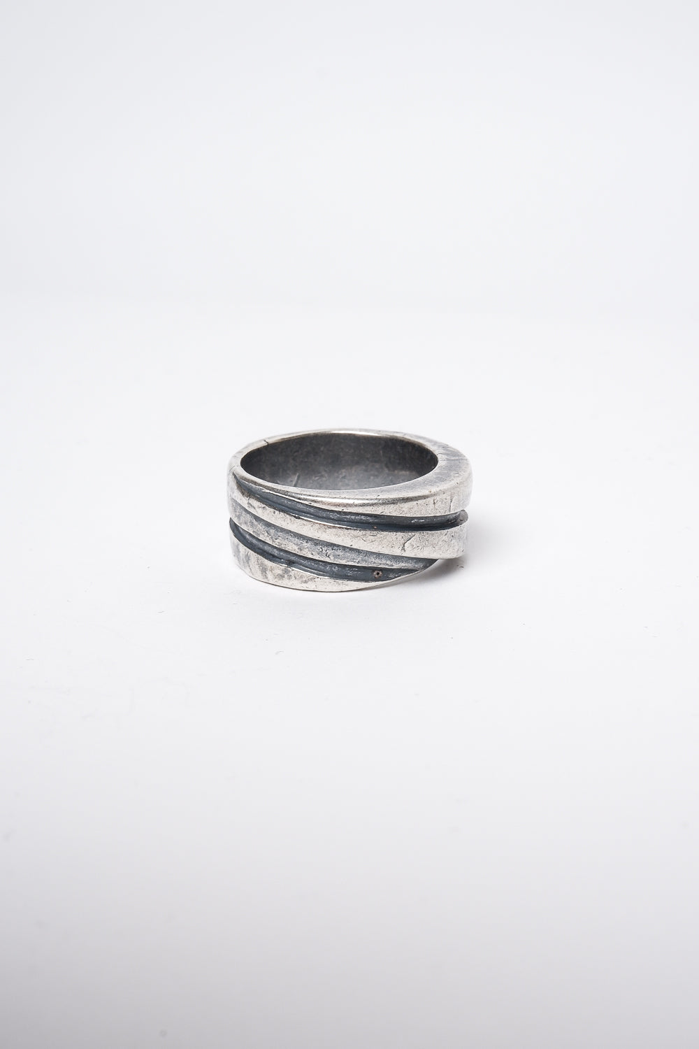AN916 Ring
